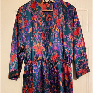 Vintage Victoria’s Secret robe
